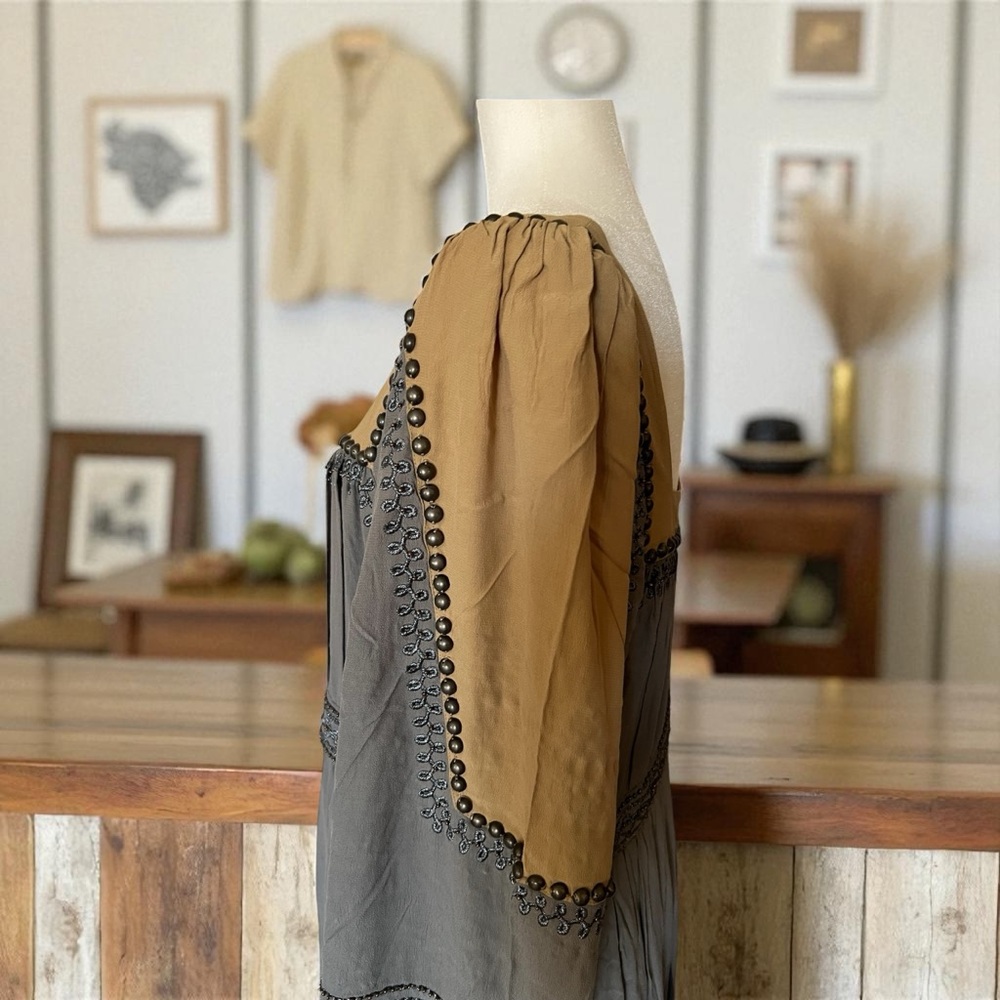 Double D Ranch Elegant Gray and Tan Dress - Picture 7 of 10